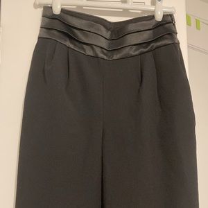 Express black Ankle High Rise dress pants 2R EUC